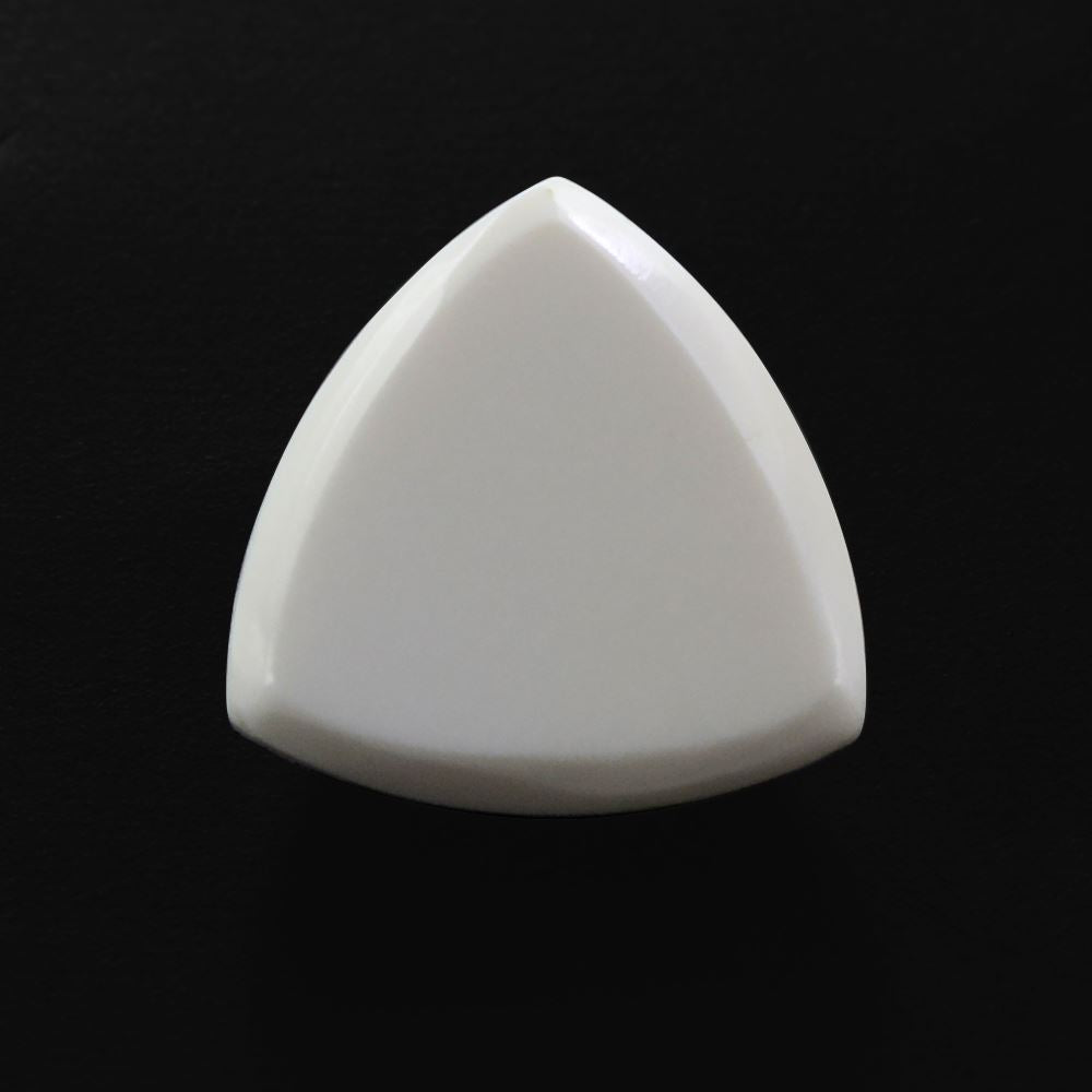 WHITE AGATE CHECKER TRILLION CAB 10MM 3.17 Cts.