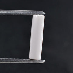WHITE AGATE BUFFTOP BAGUETTE 10X3MM 0.70 Cts.