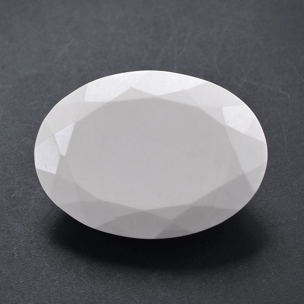 WHITE AGATE CUT OVAL 25X18MM 24.28 Cts.