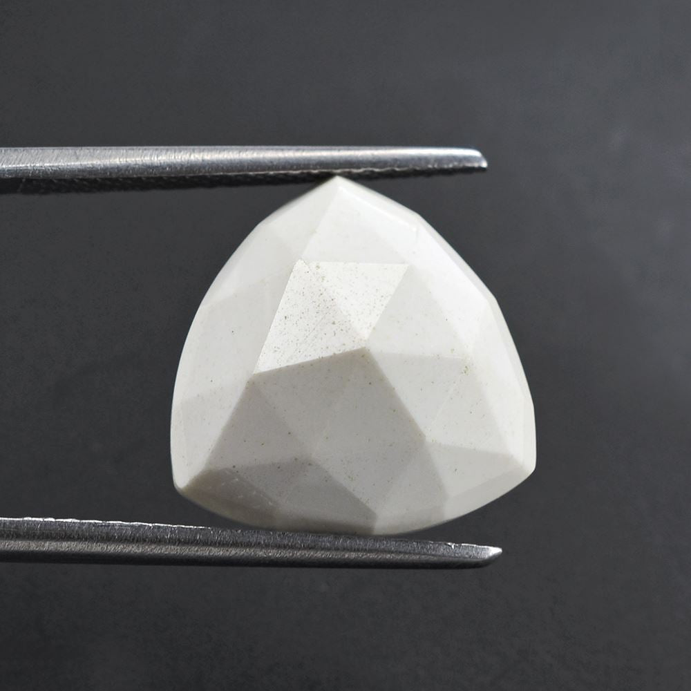 WHITE AGATE ROSE CUT TRILLION CAB 14MM 7.80 Cts.