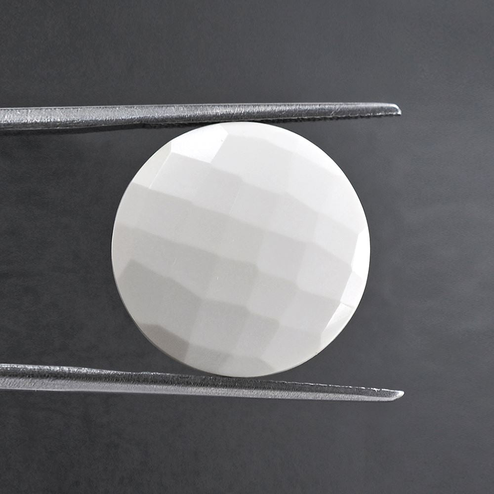 WHITE AGATE BRIOLETTE ROUND 18MM 10.40 Cts.