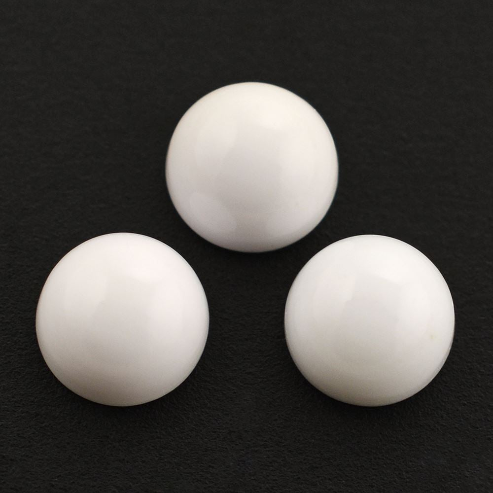 WHITE AGATE ROUND CAB 4MM 0.36 Cts.
