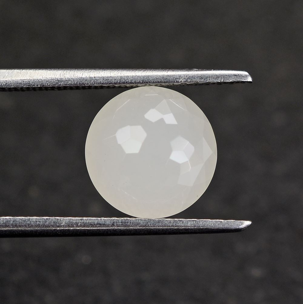 WHITE MILKY QUARTZ IRREGULAR CUT SPECIAL ROUND 9MM 3.53 Cts.
