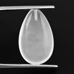 WHITE MILKY QUARTZ LENTIL PEAR (HALF DRILL) 19X12MM 10.65 Cts.