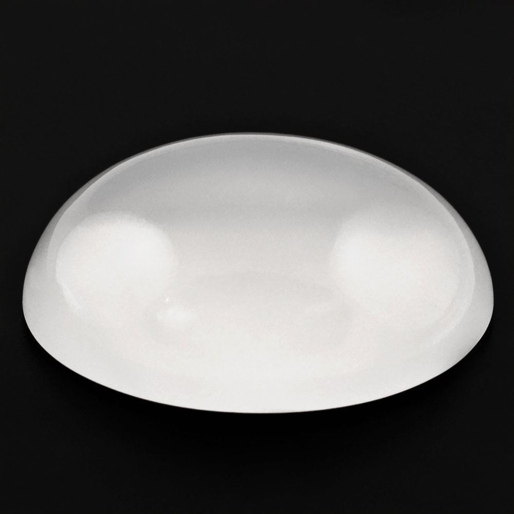 WHITE MILKY QUARTZ OVAL CAB 25X19MM 30.55 Cts.