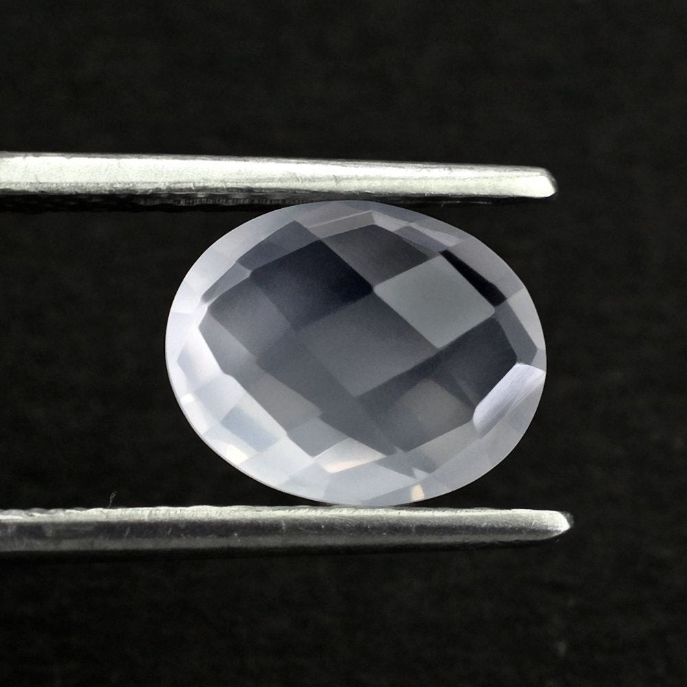 WHITE MILKY QUARTZ BRIOLETTE OVAL 10X8MM 2.3 Cts.
