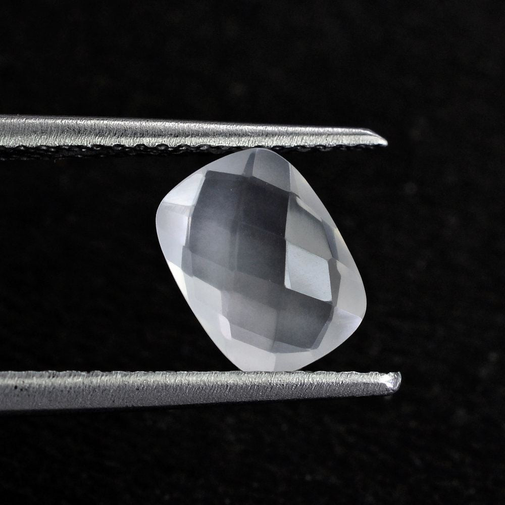 WHITE MILKY QUARTZ BRIOLETTE CUSHION 8X6MM 1.13 Cts.