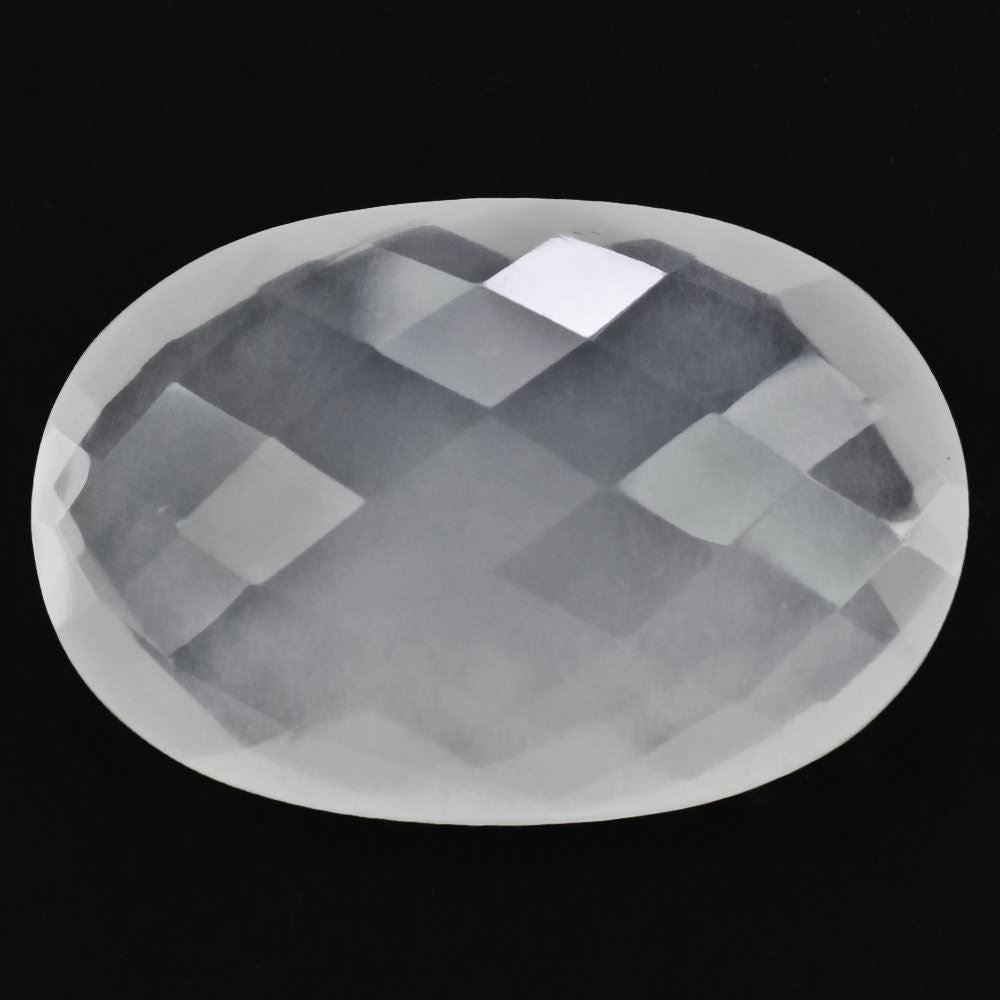 WHITE MILKY QUARTZ BRIOLETTE OVAL 30X20MM 35.83 Cts.