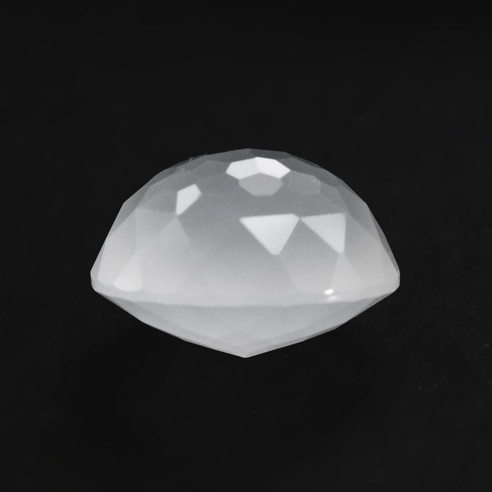 WHITE MILKY QUARTZ FOOTBALL CUT HIGH DOME ROUND 12MM 6.67 Cts.
