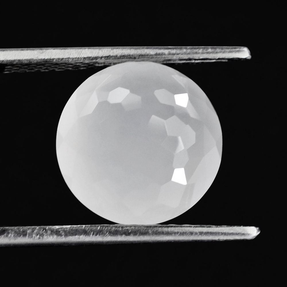 WHITE MILKY QUARTZ FOOTBALL CUT HIGH DOME ROUND 12MM 6.67 Cts.