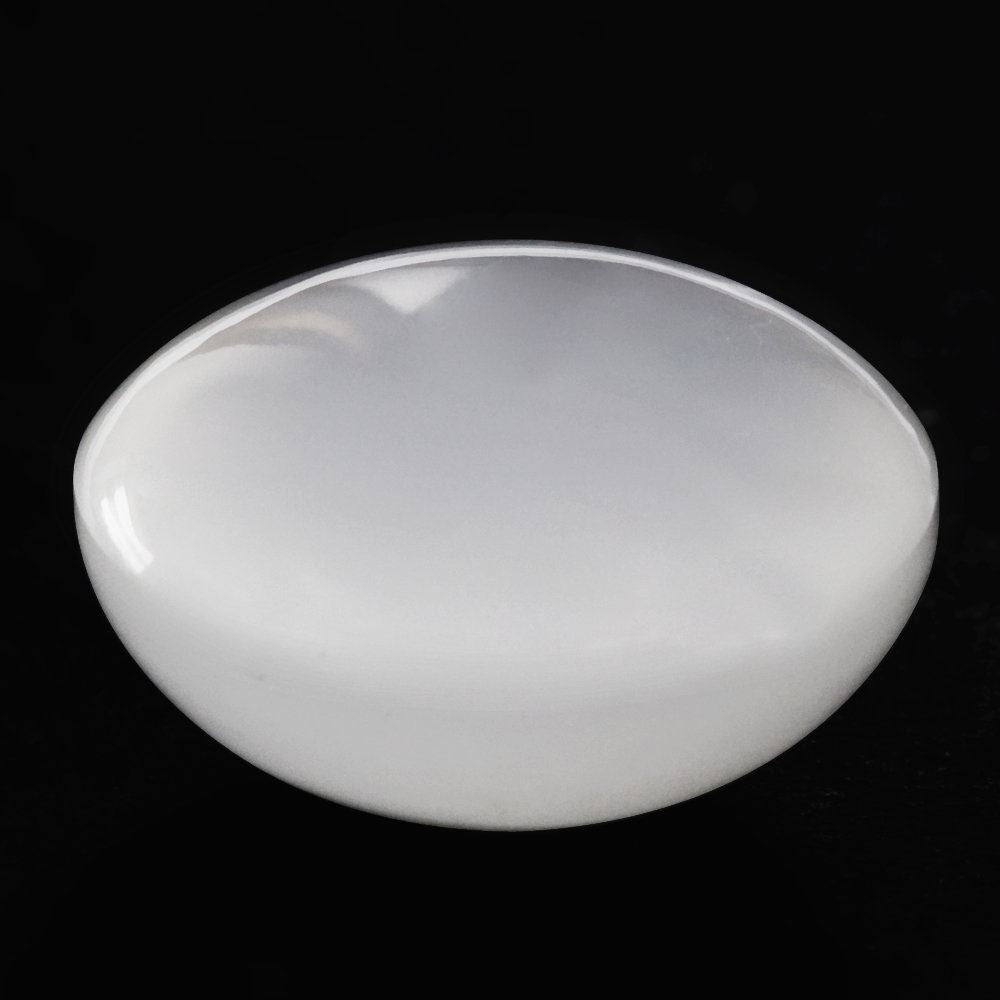 WHITE MILKY QUARTZ LENTIL ROUND 15MM 13.73 Cts.