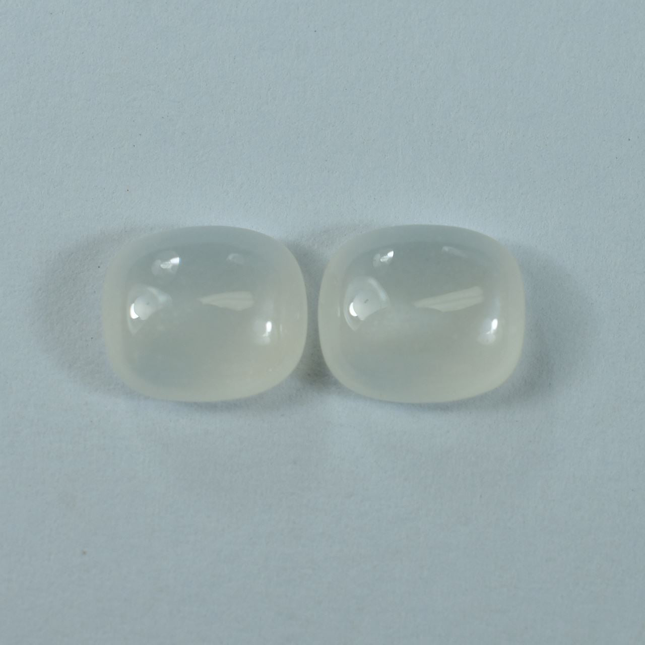 WHITE MILKY QUARTZ PLAIN CUSHION CAB 8.50X6.50 MM 1.75 Cts.