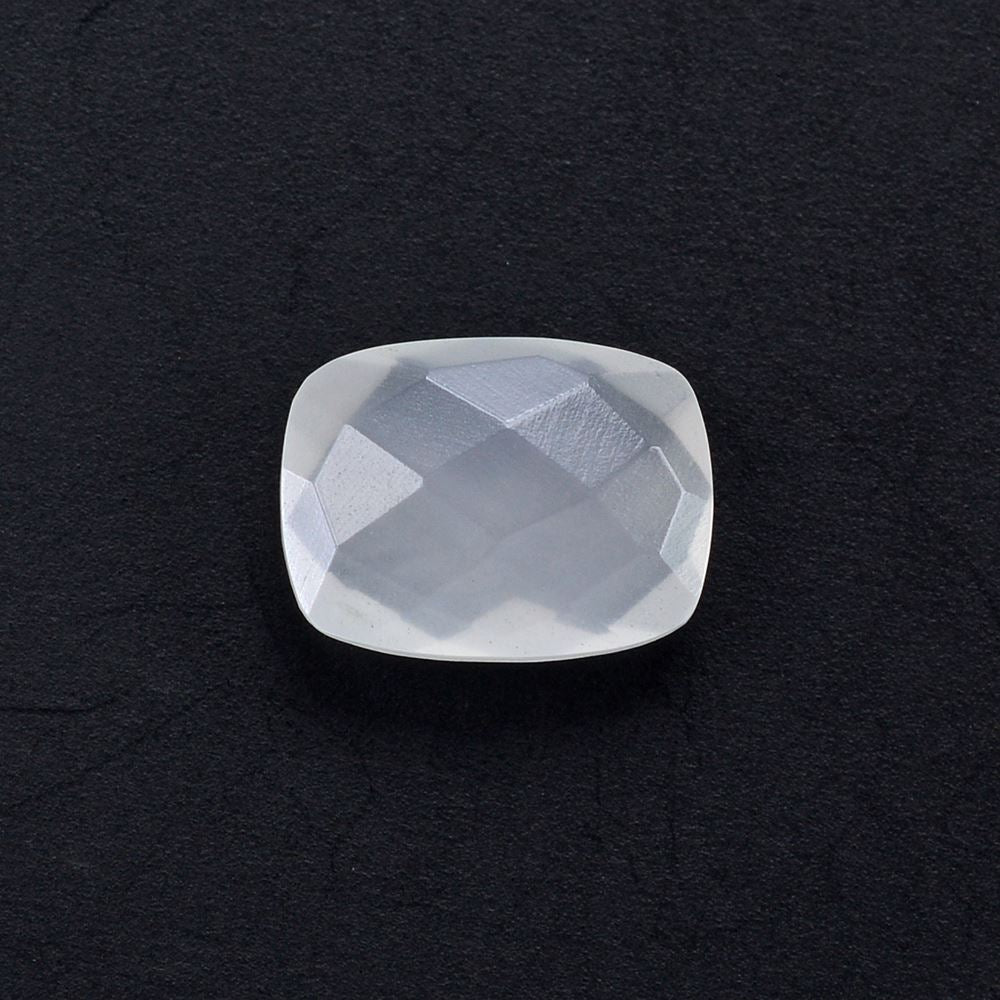 WHITE MILKY QUARTZ BRIOLETTE CUSHION 8X6MM 1.23 Cts.