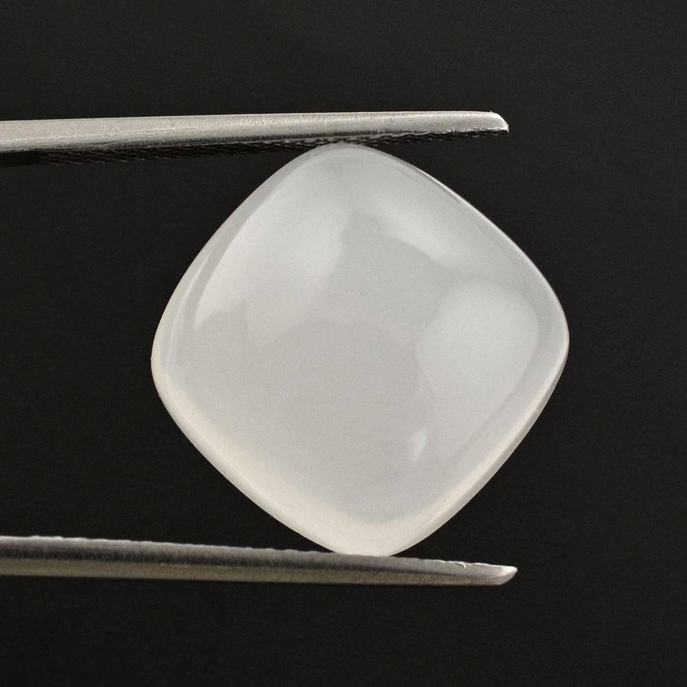 WHITE MILKY QUARTZ CUSHION CAB 14MM 11.10 Cts.