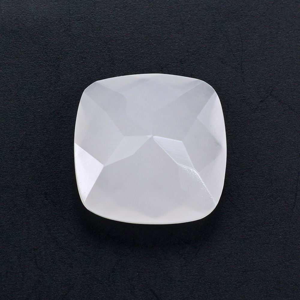 WHITE MILKY QUARTZ CHECKER CUT CUSHION 14MM 8.90 Cts.