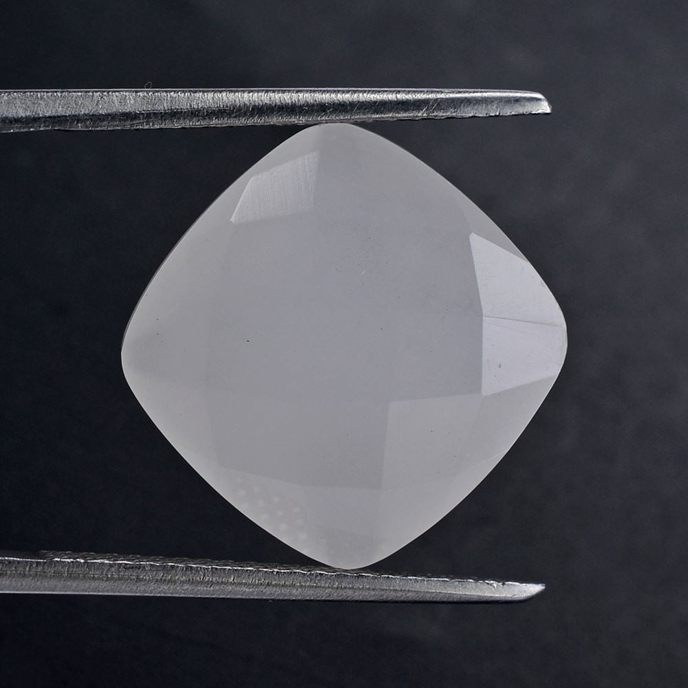 WHITE MILKY QUARTZ CHECKER CUT CUSHION 14MM 8.90 Cts.