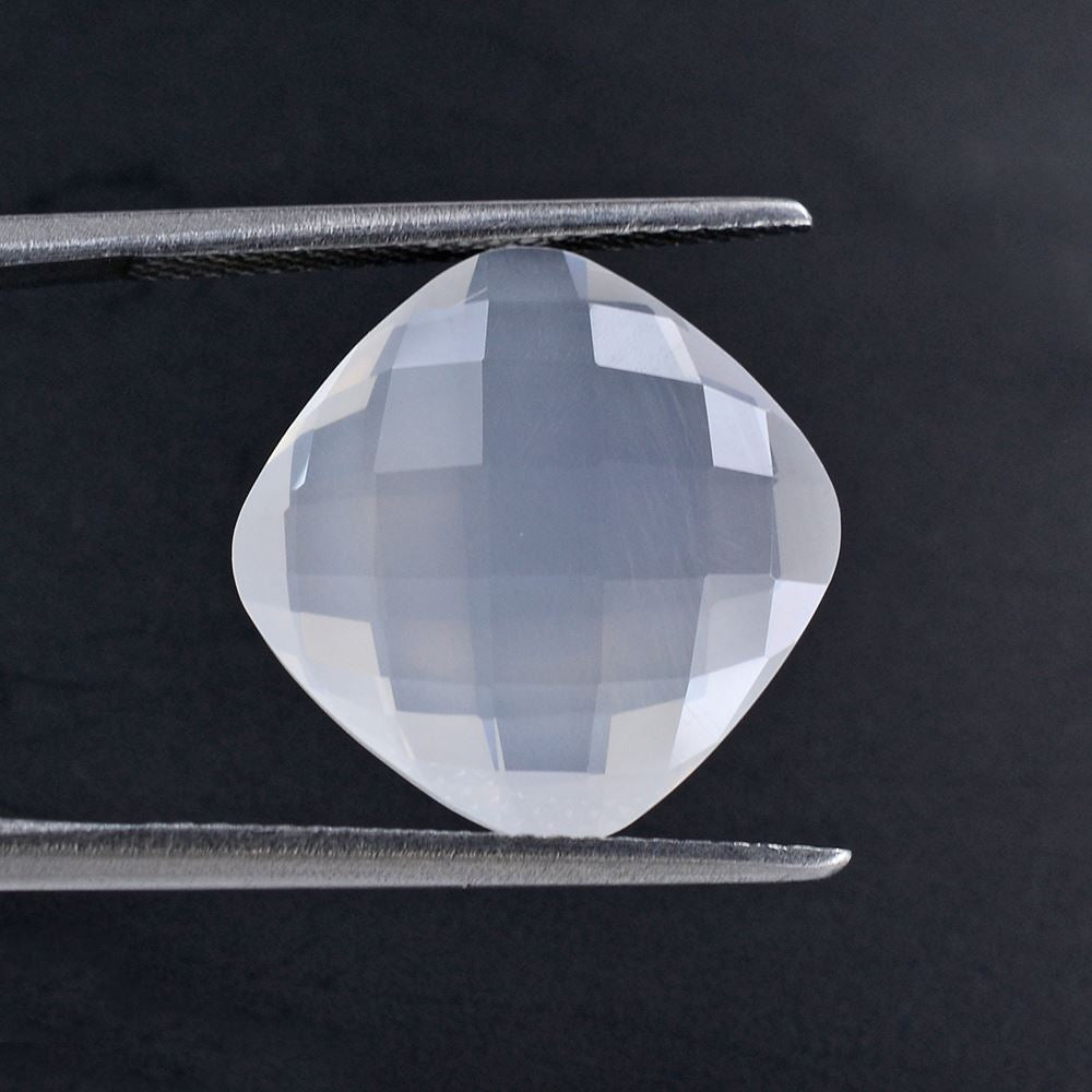 WHITE MILKY QUARTZ BRIOLETTE CUSHION 14MM 7.63 Cts.