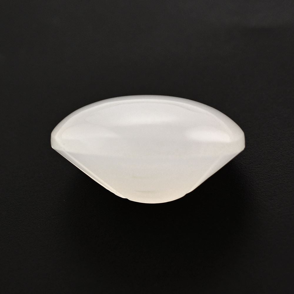 WHITE MILKY QUARTZ BUFFTOP LASER BACK OVAL 16X12MM 9.86 Cts.