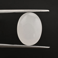 WHITE MILKY QUARTZ BUFFTOP LASER BACK OVAL 16X12MM 9.86 Cts.