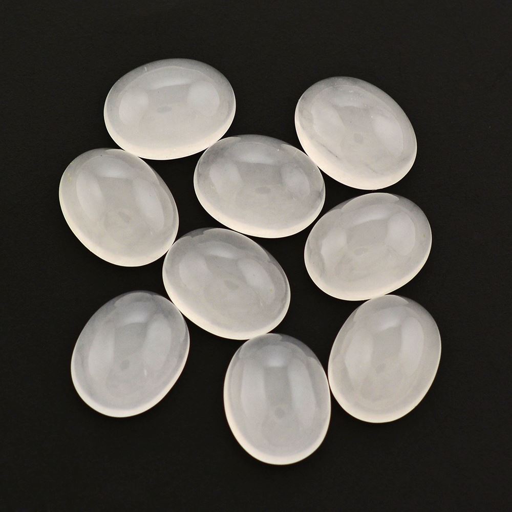 WHITE MILKY QUARTZ OVAL CAB 9X7MM 1.64 Cts.
