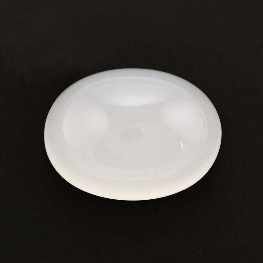 WHITE MILKY QUARTZ OVAL CAB 20X15MM 19.60 Cts.