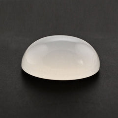 WHITE MILKY QUARTZ OVAL CAB 20X15MM 19.60 Cts.