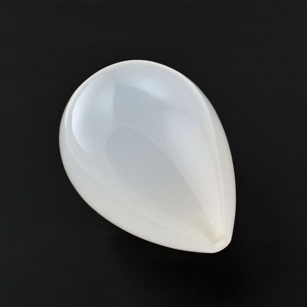 WHITE MILKY QUARTZ PLAIN DROPS (HALF DRILL) 23X15MM 37.32 Cts.