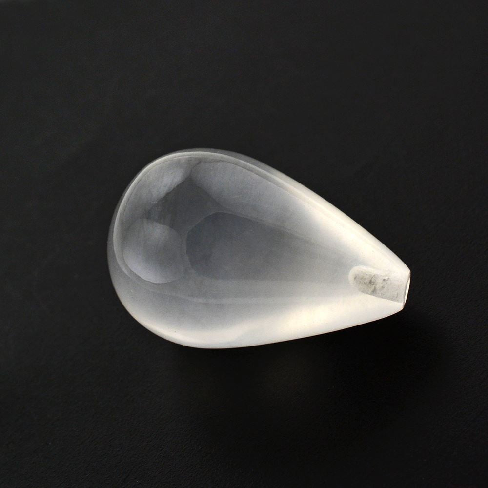 WHITE MILKY QUARTZ PLAIN DROP WITH HALF DRILL 18X12MM 16.10 Cts.