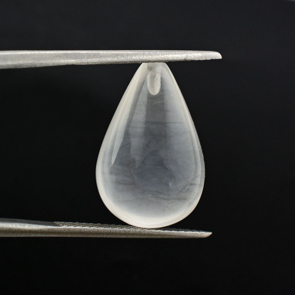 WHITE MILKY QUARTZ PLAIN DROP WITH HALF DRILL 18X12MM 16.10 Cts.