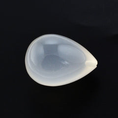 WHITE MILKY QUARTZ PLAIN DROP WITH HALF DRILL 18X13MM 19.70 Cts.