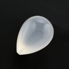 WHITE MILKY QUARTZ PLAIN DROP WITH HALF DRILL 18X13MM 19.70 Cts.
