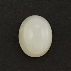 WHITE MOONSTONE OVAL CAB 21X17MM 22.22 Cts.