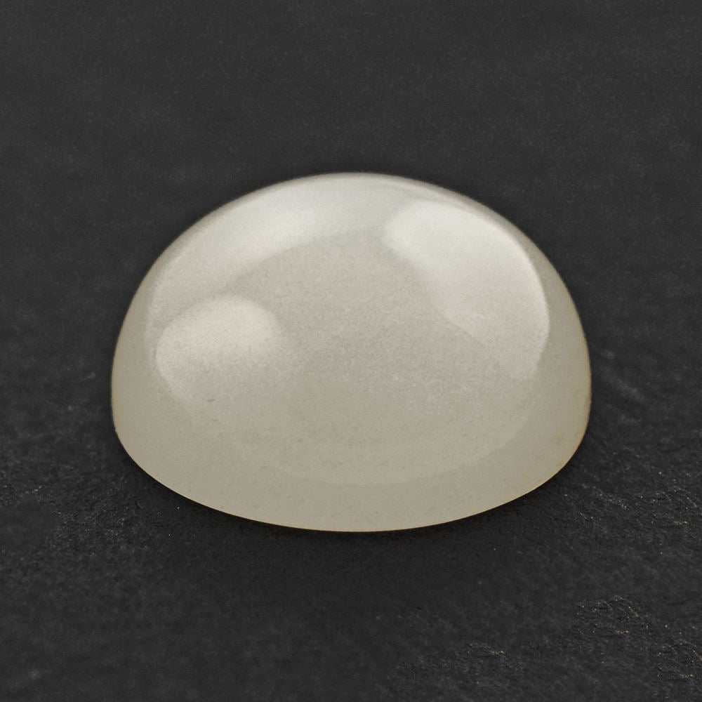 WHITE MOONSTONE ROUND CAB (MILKY) 14MM 10.15 Cts.