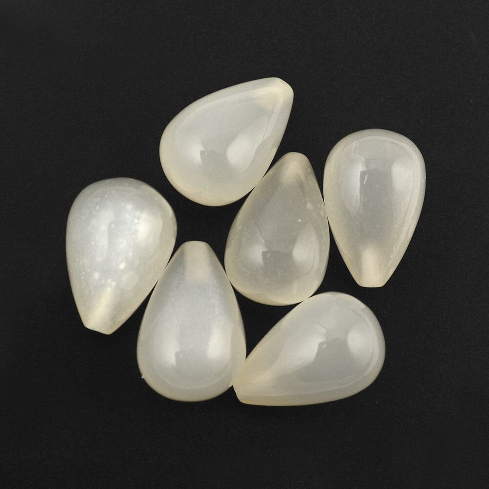 WHITE MOONSTONE PLAIN DROPS (MILKY HALF DRILL) 12X7.70MM 4.61 Cts.