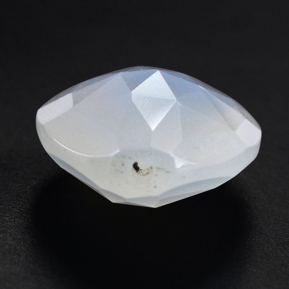 WHITE MOONSTONE ROSE CUT BRIOLETTE PEAR (MILKY) (HALF DRILL 0.70MM) 12X10MM 3.81 Cts.
