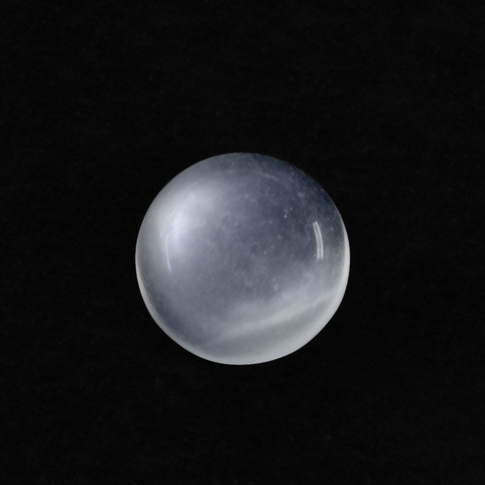 WHITE MOONSTONE ROUND CAB 6MM 0.72 Cts.