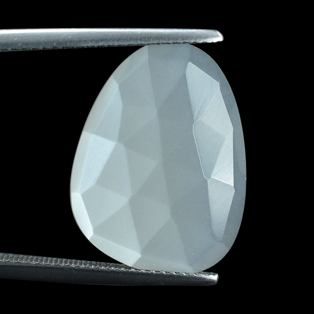 WHITE MOONSTONE ROSE CUT  BRIOLETTE PEARISH 20X15MM 7.97 Cts.