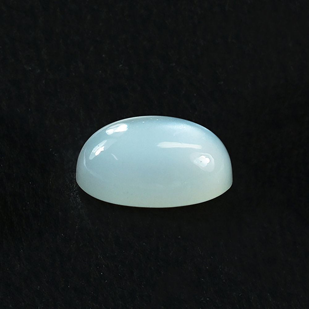 WHITE MOONSTONE PLAIN OVAL CAB 10X8MM 2.72 Cts.
