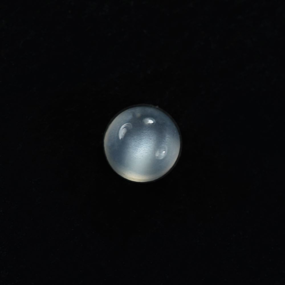 WHITE MOONSTONE PLAIN ROUND CAB (MILKY) 3.00X3.00 MM 0.14 Cts.