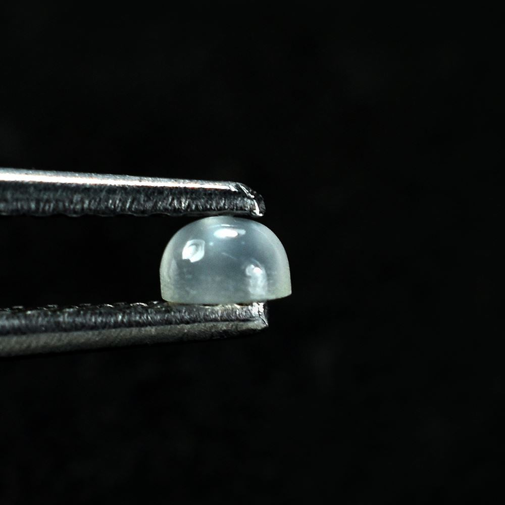 WHITE MOONSTONE PLAIN ROUND CAB (MILKY) 3.00X3.00 MM 0.14 Cts.