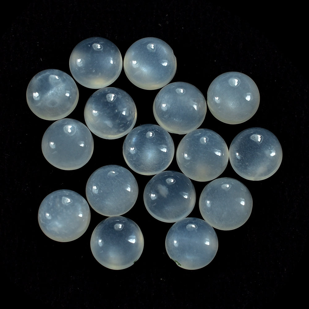 WHITE MOONSTONE PLAIN ROUND CAB (MILKY) 4.50X4.50 MM 0.33 Cts.