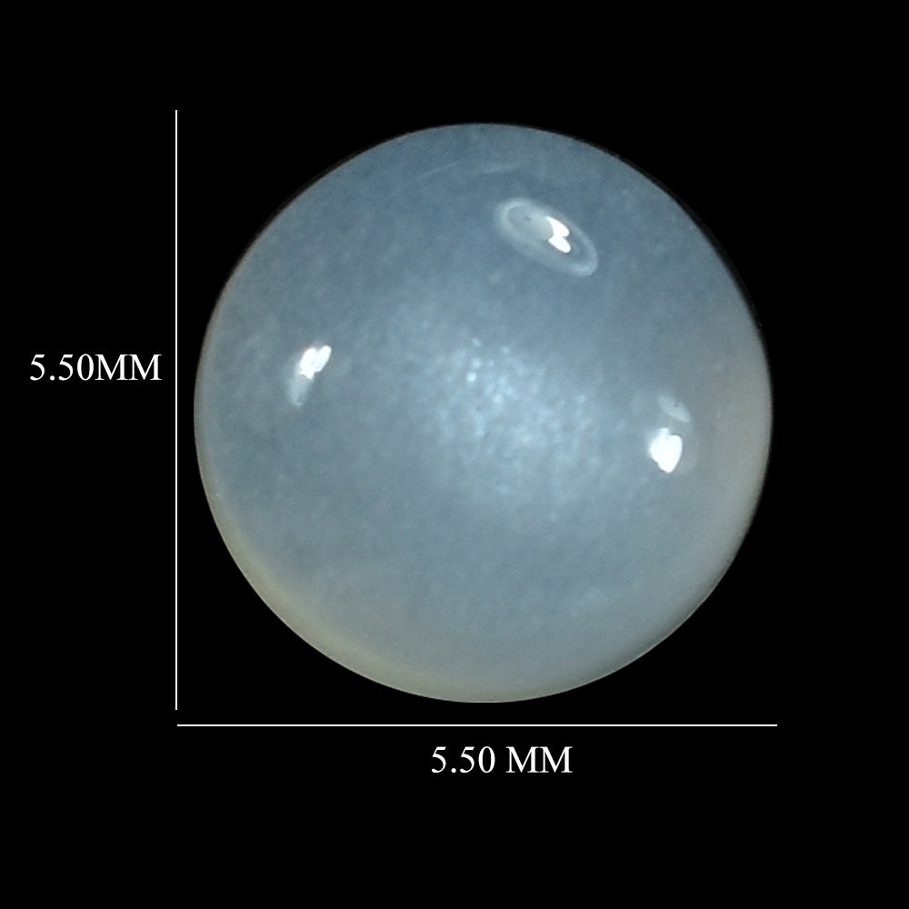 WHITE MOONSTONE PLAIN ROUND CAB (MILKY) 5.50X5.50 MM 0.62 Cts.