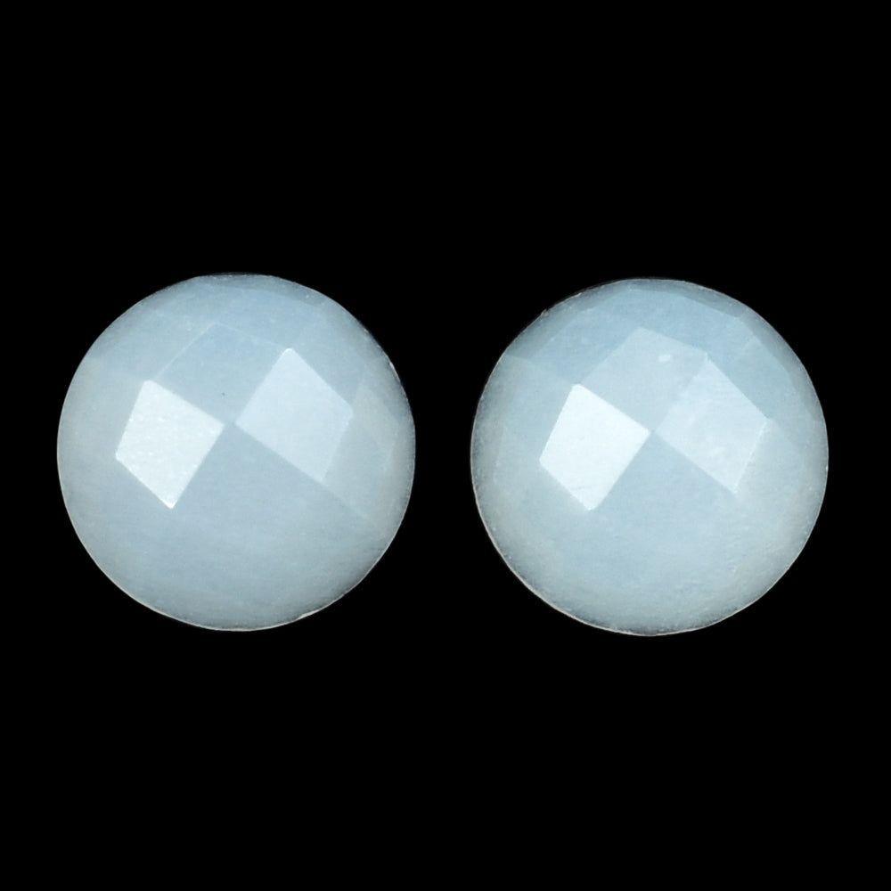 WHITE MOONSTONE CHECKER CUT ROUND CAB (MILKY) 7.00X7.00 MM 1.13 Cts.