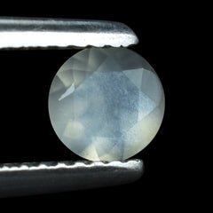 WHITE MOONSTONE (MILKY) CUT ROUND 5.00X5.00 MM 0.38 Cts.