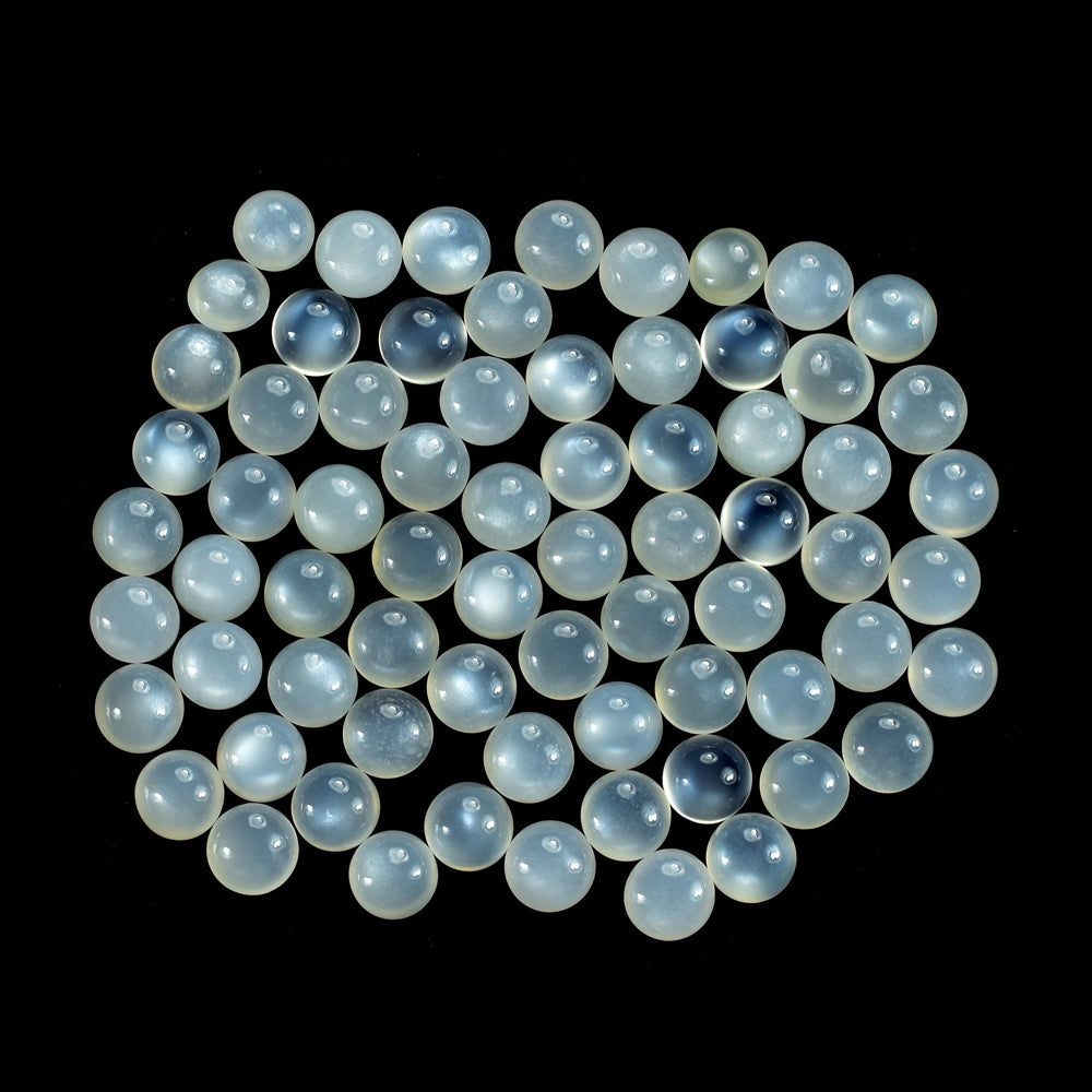 WHITE MOONSTONE (MILKY) CARVED BOTTOM ROUND CAB 5.50X5.50 MM 0.82 Cts.