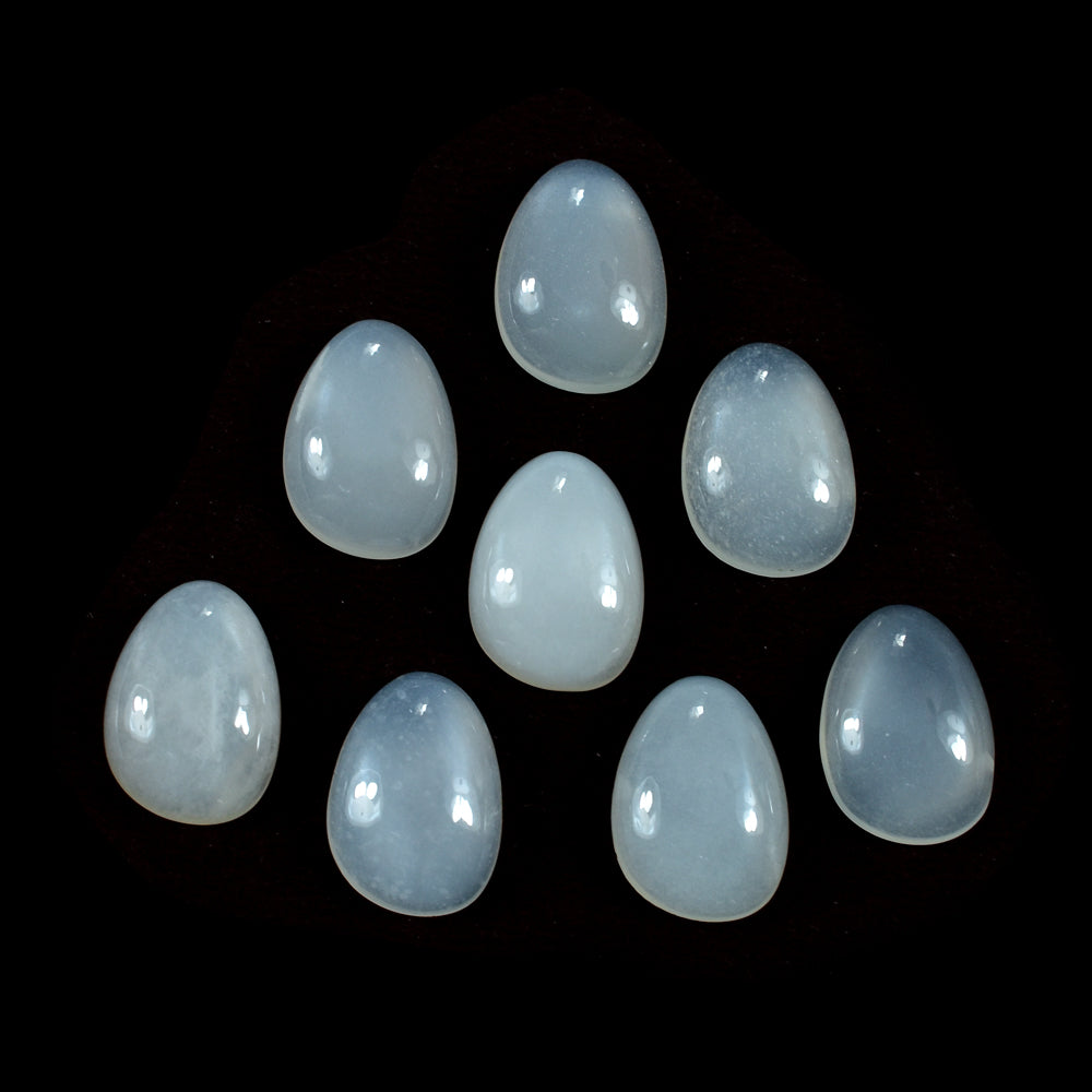 WHITE MOONSTONE (MILKY) PLAIN PEARISH CAB 14.00X10.00 MM 4.2 Cts.