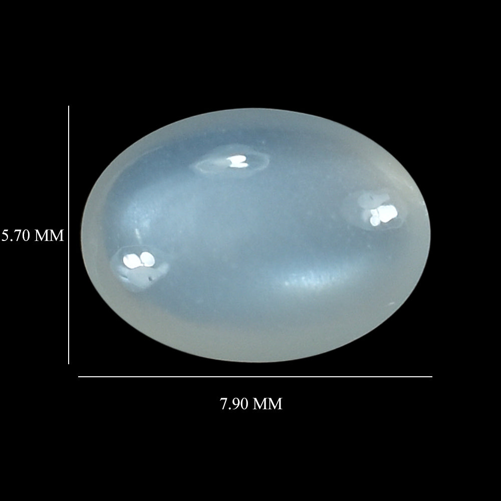 WHITE MOONSTONE (MILKY)  LENTIL OVAL 7.90X5.70 MM 0.93 Cts.