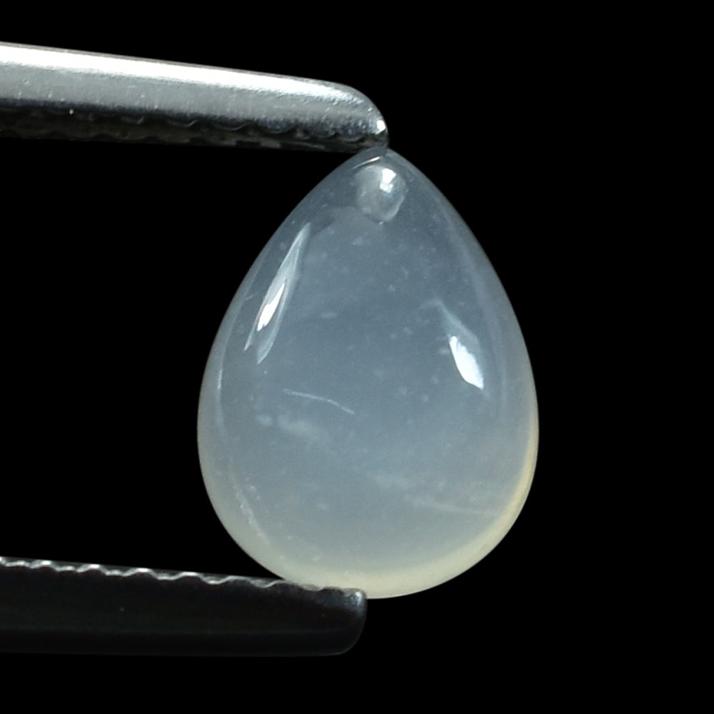 WHITE MOONSTONE (MILKY) PLAIN PEAR CAB 8.00X6.00 MM 1.07 Cts.