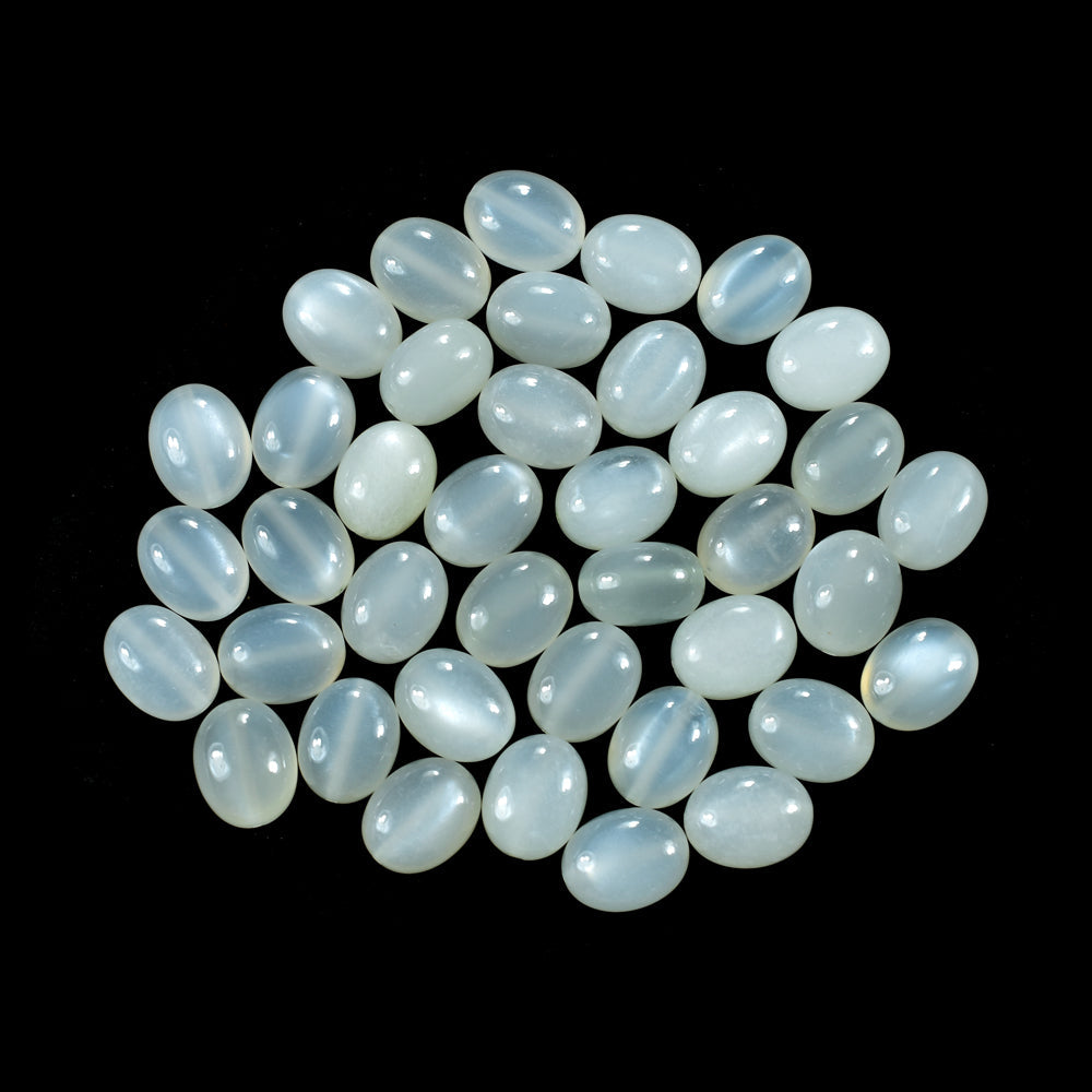 WHITE MOONSTONE (MILKY) PLAIN OLIVE (BON BON) TOP HALF DRILL-0.70MM) 10.00X8.00 MM 3.94 Cts.