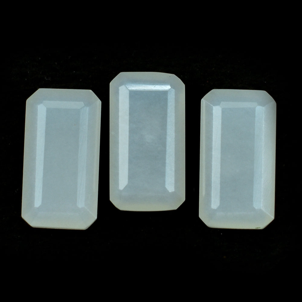 WHITE MOONSTONE (MILKY) BOTH SIDE TABLE CUT OCTAGON 13.00X7.00 MM 3.29 Cts.